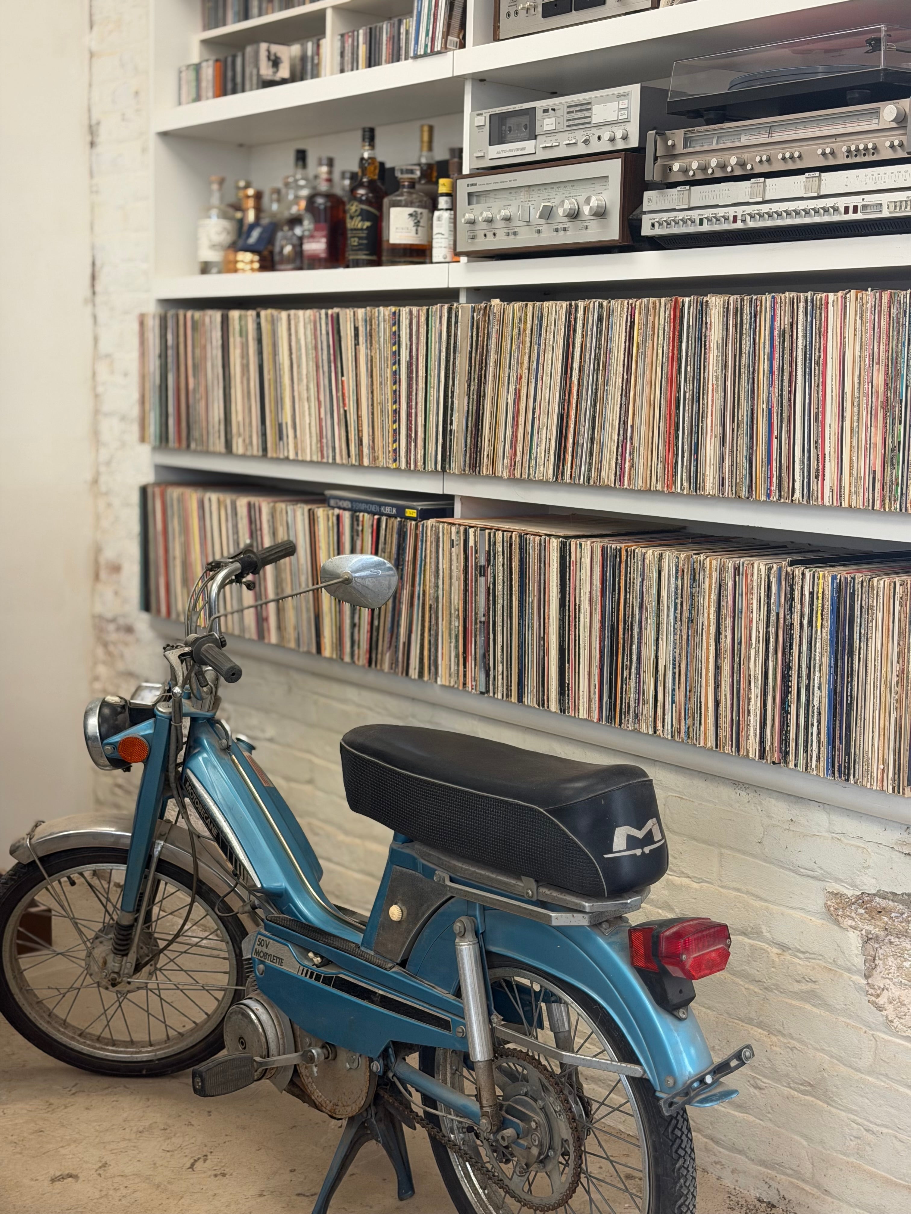Records We're Spinning This Summer: Our Current Vinyl Rotation